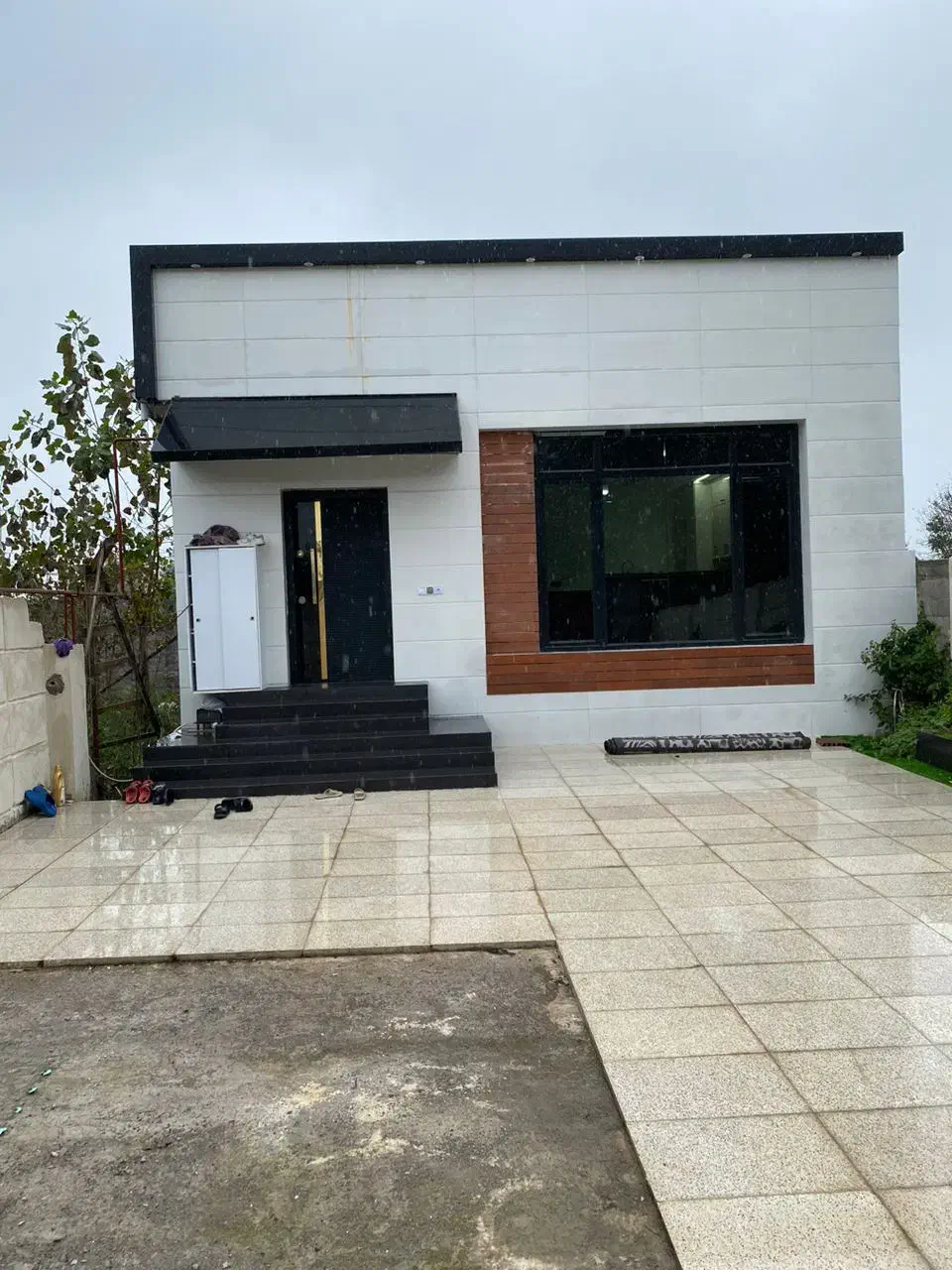 ویلای مدرن 250 متری با استخر نزدیک خشکبیجار|فروش خانه و ویلا|خشکبیجار, |دیوار