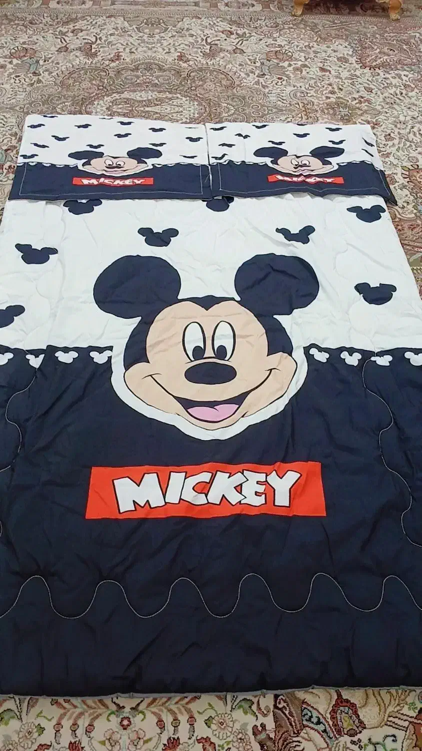 روتختی نوجوان|رختخواب، بالش، پتو|بندر گناوه, |دیوار