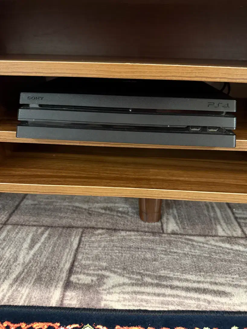 Ps4pro 1tدستگاه اکانتی|کنسول، بازی ویدئویی و آنلاین|آمل, |دیوار