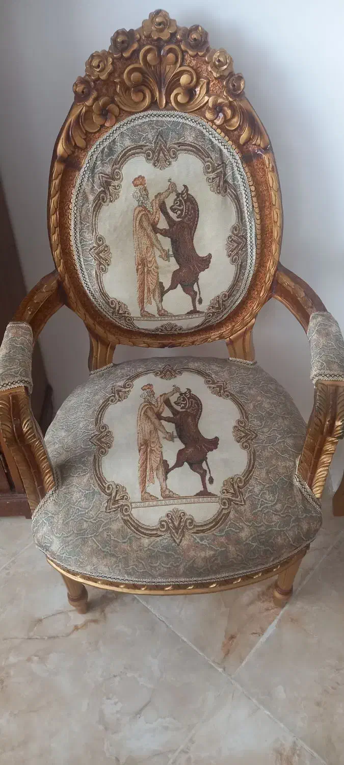 مبلمان سلطنتی۹نفره|مبلمان خانگی و میز عسلی|قزوین, |دیوار