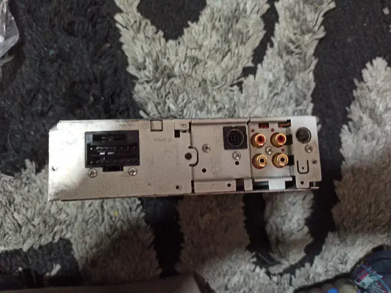 JVC|پخشکننده همراه|پرند, فاز ۶|دیوار