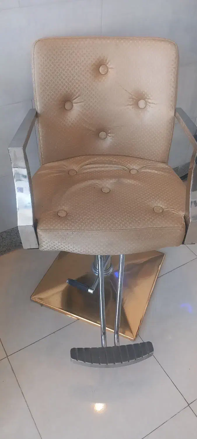 لوازم اینه و میز قیمت مناسب|مبلمان خانگی و میز عسلی|شهرکرد, |دیوار