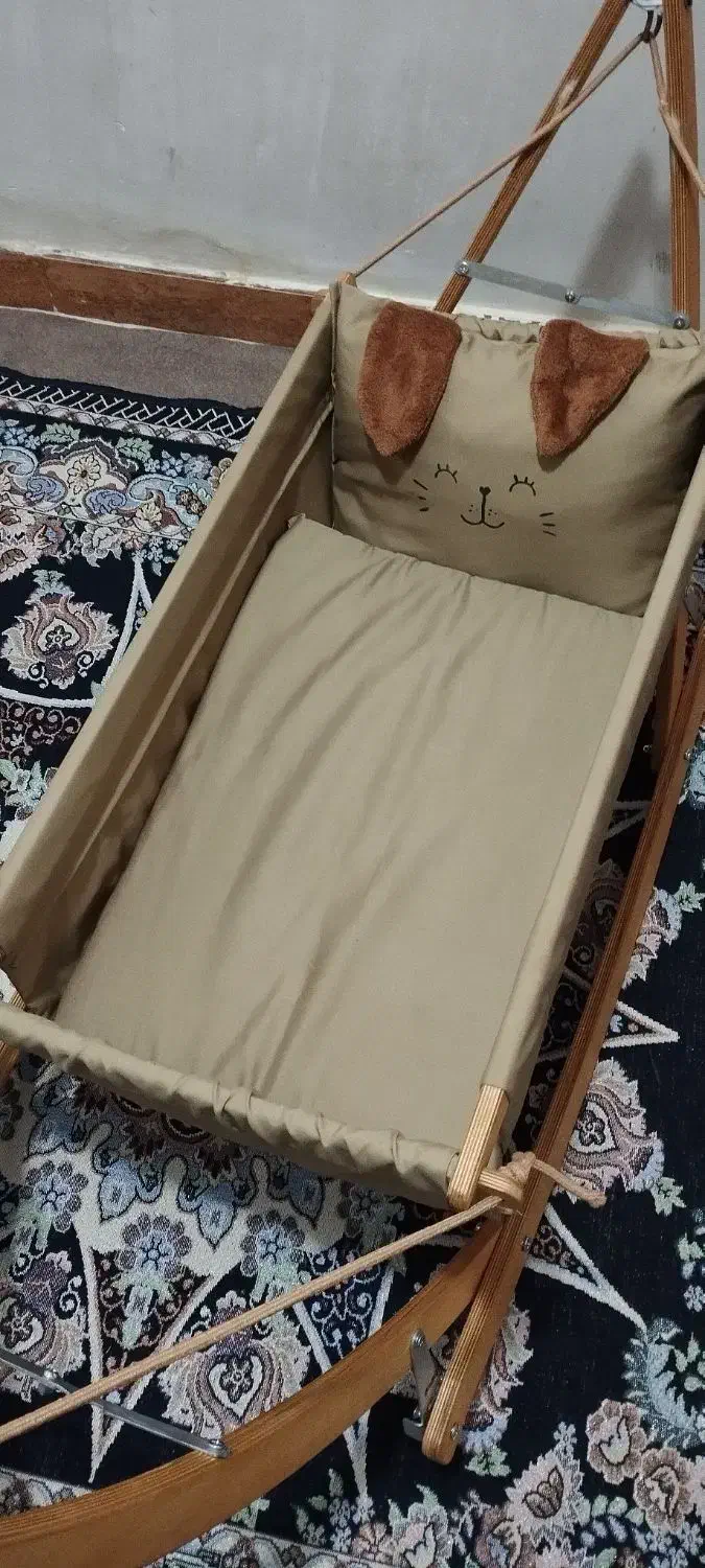 گهواره ننو|تخت و صندلی بچه|اهواز, منبع اب|دیوار