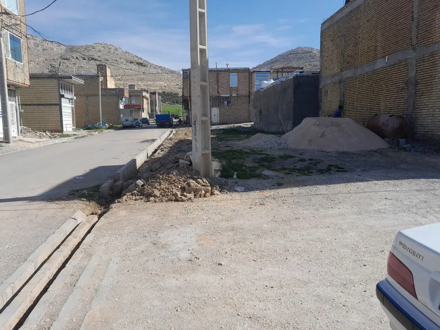 زمین ۱۲۰ متری شهرک شهرداری|فروش زمین و ملک کلنگی|اسلام‌‌آباد غرب, |دیوار