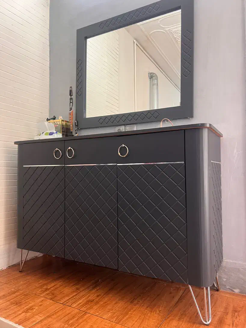 آینه کنسول|بوفه، ویترین، کنسول|فولادشهر, B2|دیوار