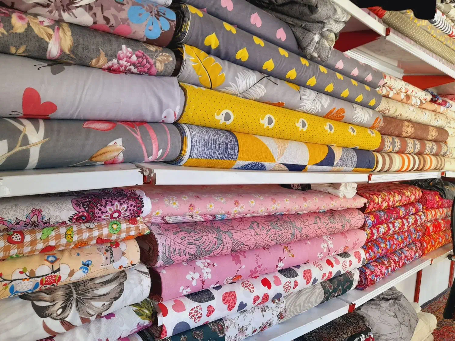 کارگاه لحاف و تشک دوزی|رختخواب، بالش، پتو|نقده, |دیوار