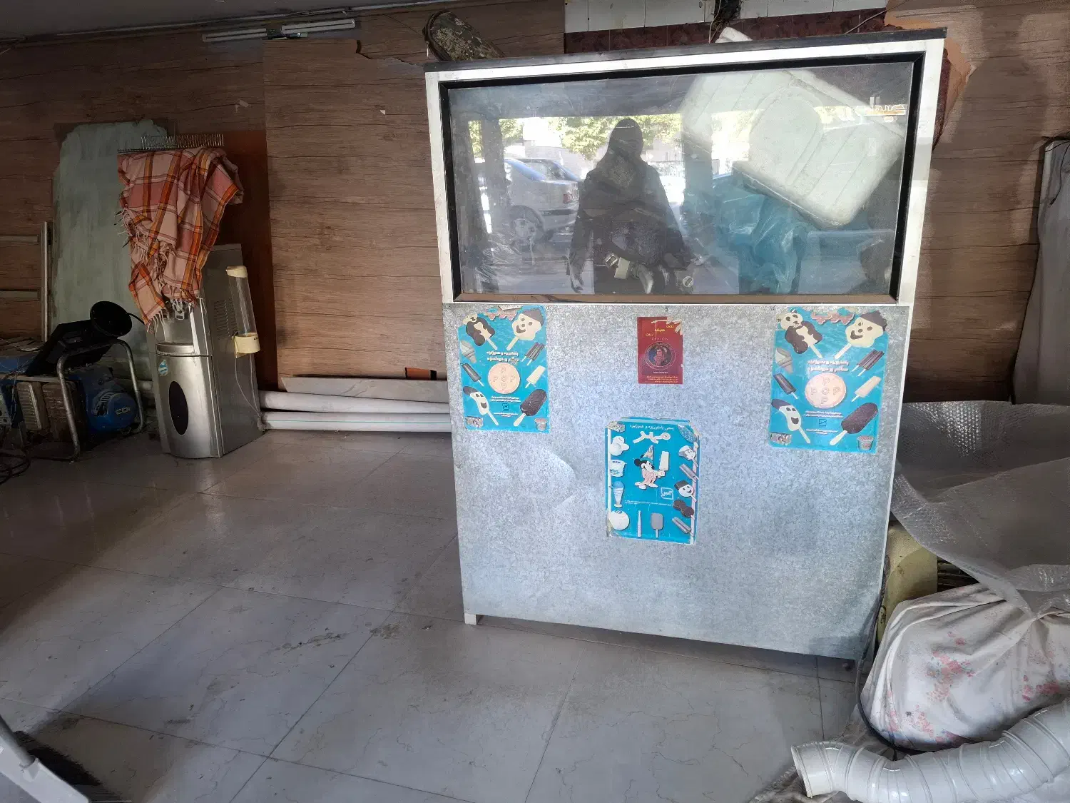 دیگ مسی و ..|ظروف پختوپز|بروجرد, |دیوار