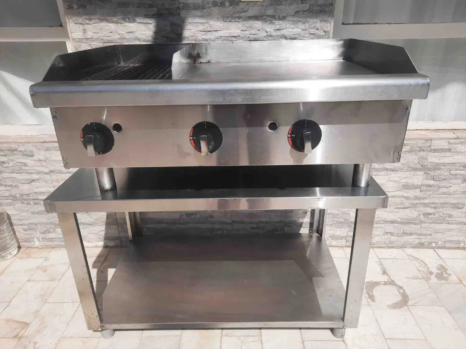 گریل ترکیبی ۹۰سانتی ۳شعله|کافیشاپ و رستوران|چادگان, |دیوار