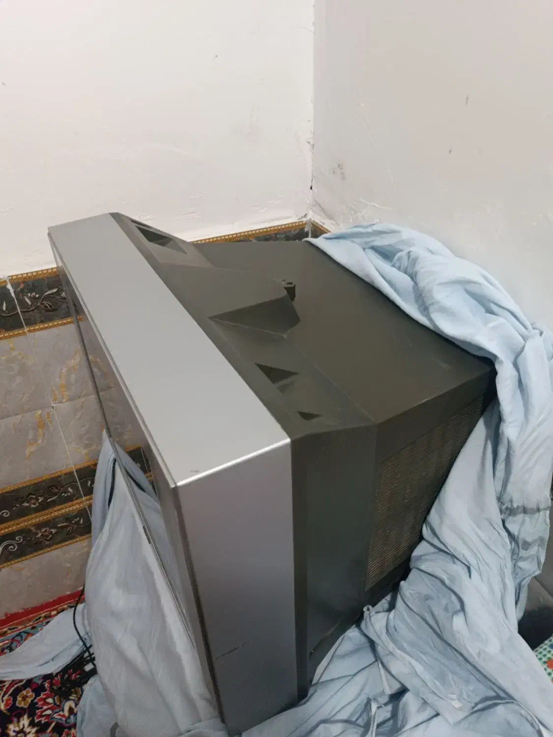 تلویزیون ال جی ۲۱ اینچ|تلویزیون و پروژکتور|مینودشت, |دیوار