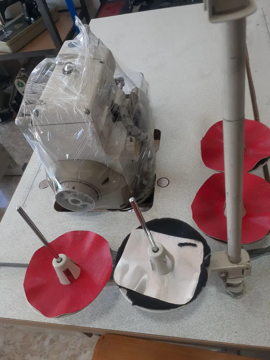 سردوز ۴نخ جک|چرخ خیاطی و ریسندگی|ماهدشت, |دیوار