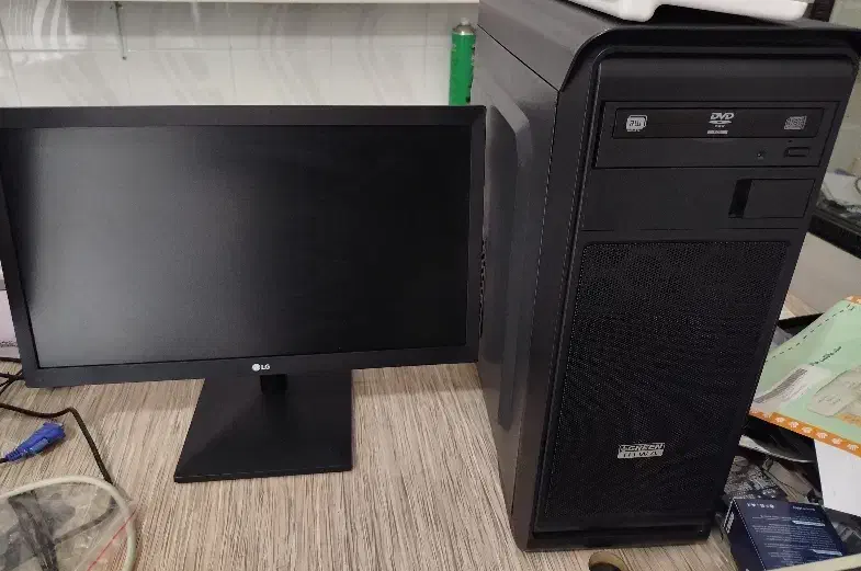 فروش سیستم کامپیوتر|رایانه رومیزی|خرم‌آباد, |دیوار