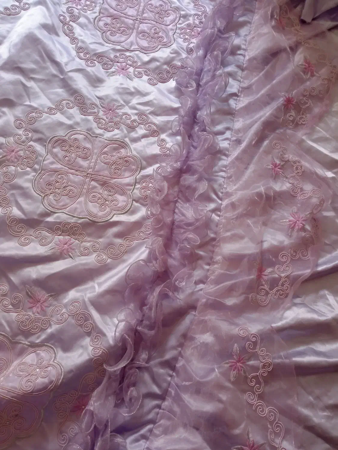 نونو|سرویس روتختی|گلبهار, شهر جدید گلبهار|دیوار