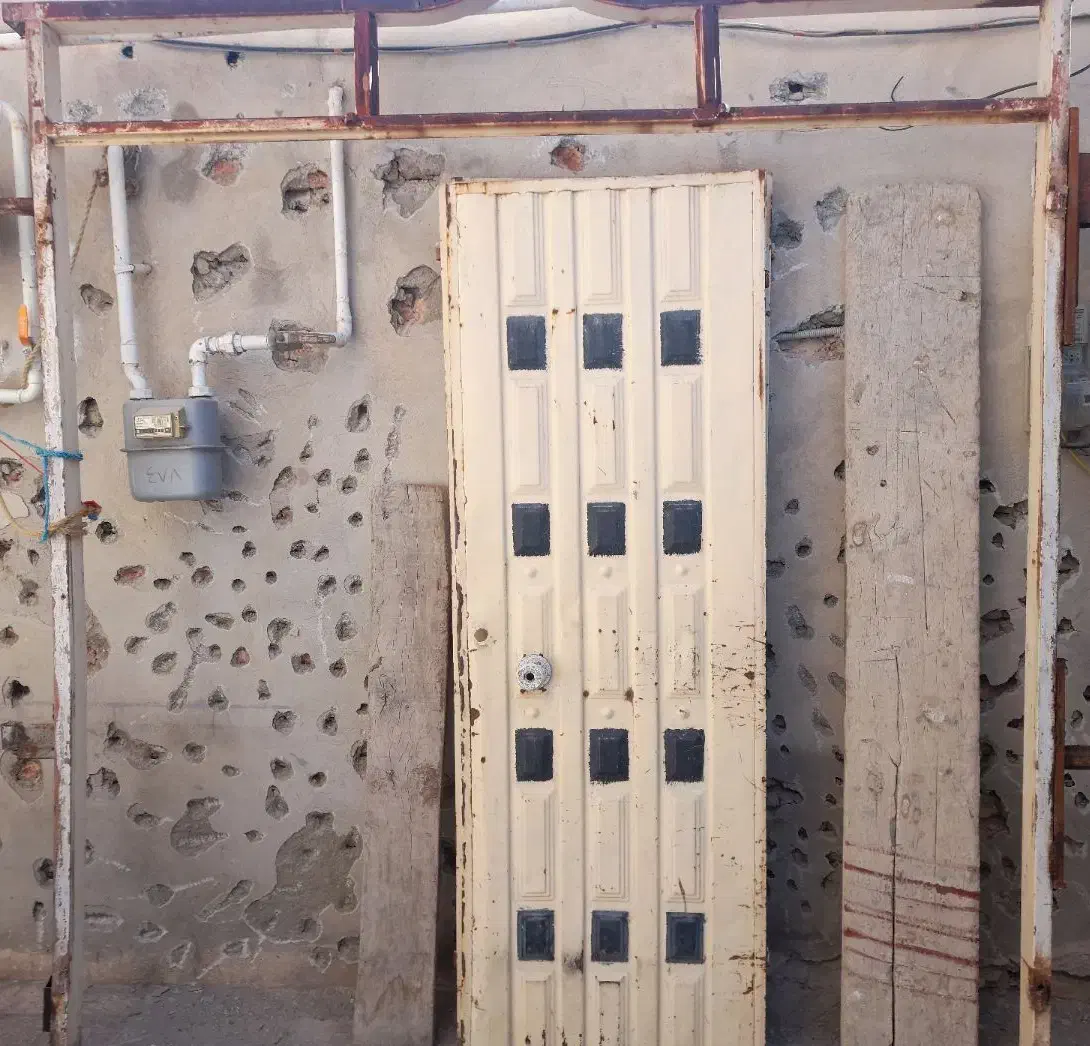 فروش در حیاط ۳لنگه|مصالح و تجهیزات ساختمان|صحنه, |دیوار