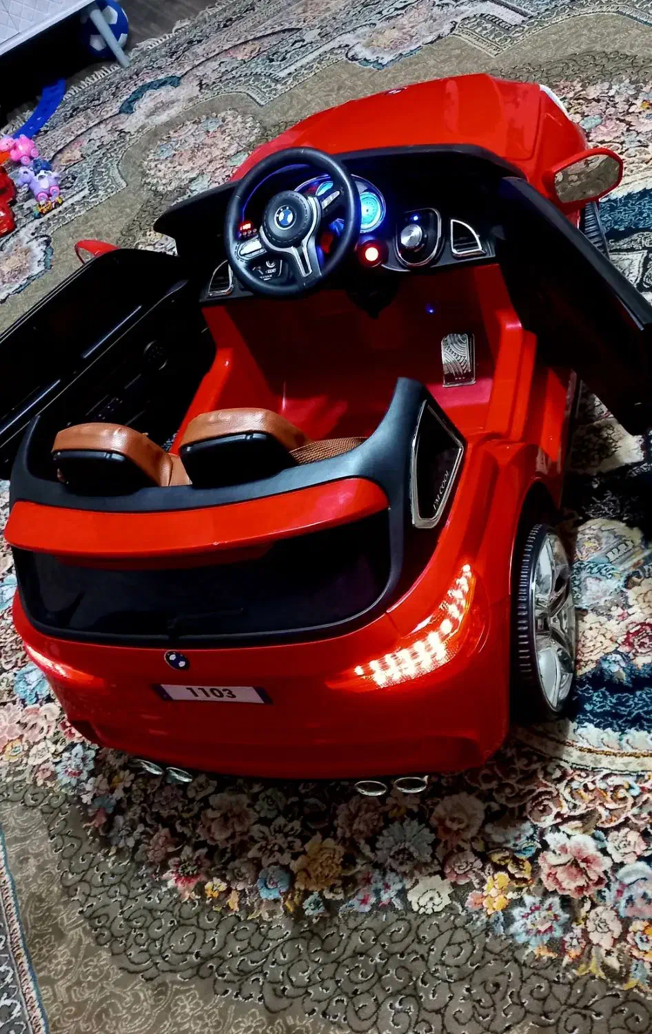 ماشین شاسی در حد نو|اسباب‌بازی بچه|رشت, نظری|دیوار