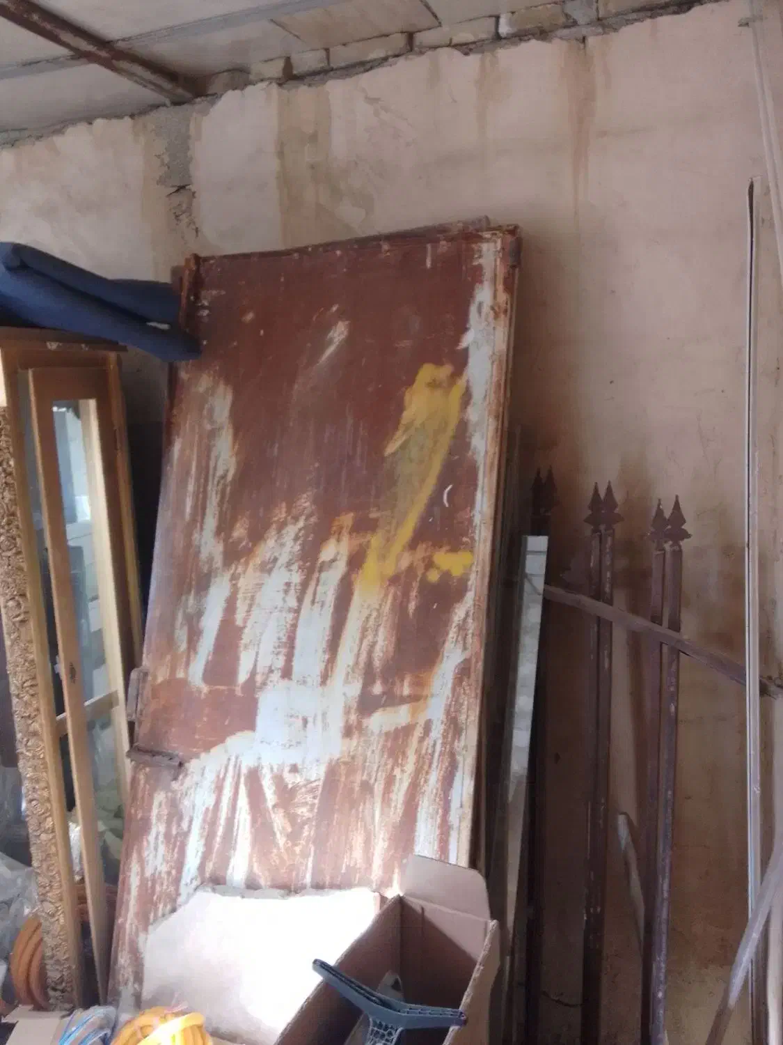 درب حیاط ماشین رو .بدون رنگ|مصالح و تجهیزات ساختمان|ماهیدشت, |دیوار