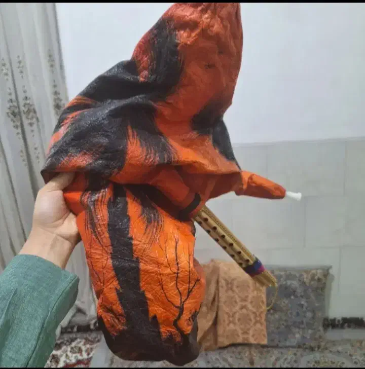 نی انبان نو|سازهای بادی|میبد, |دیوار