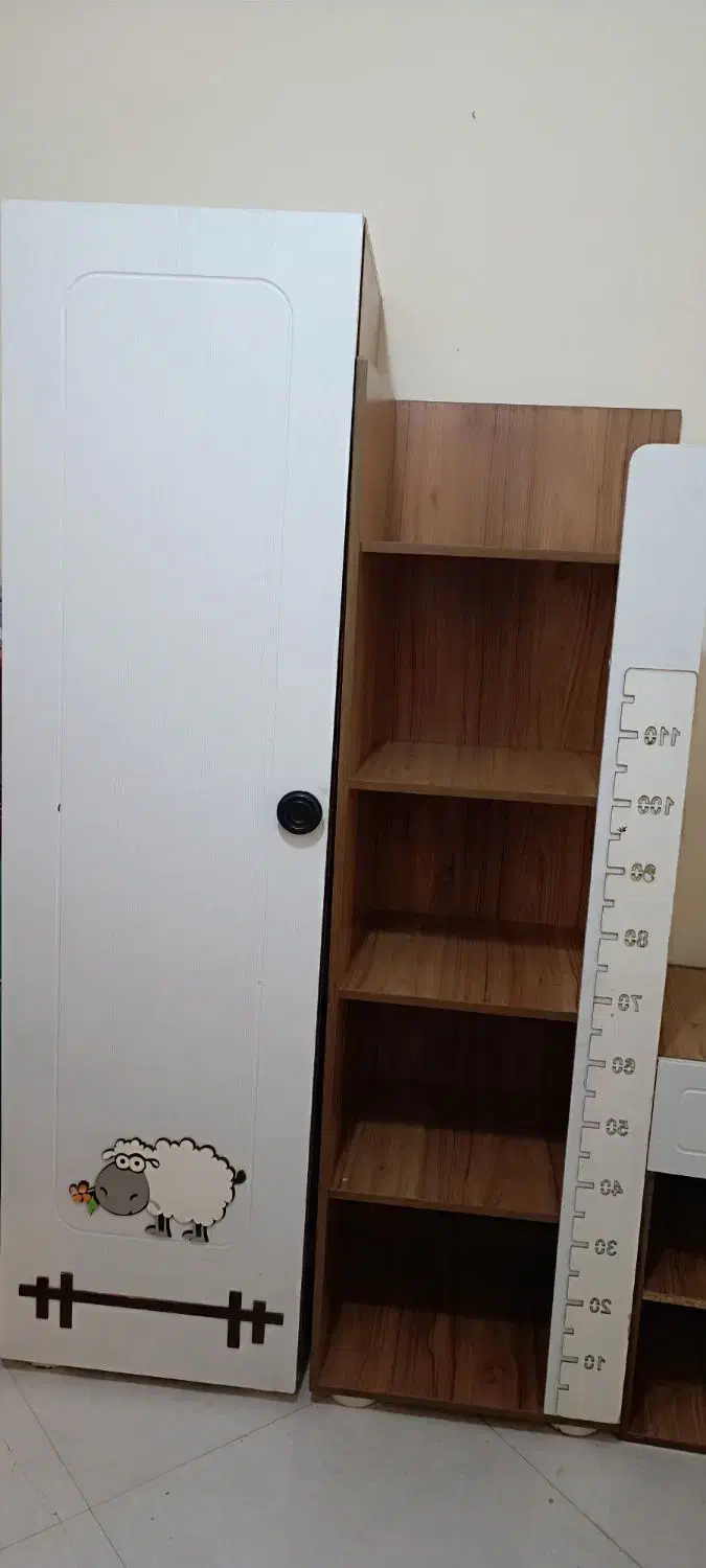 تخت و کمد کودک و نوجوان|تخت و سرویس خواب|مشکین‌دشت, |دیوار