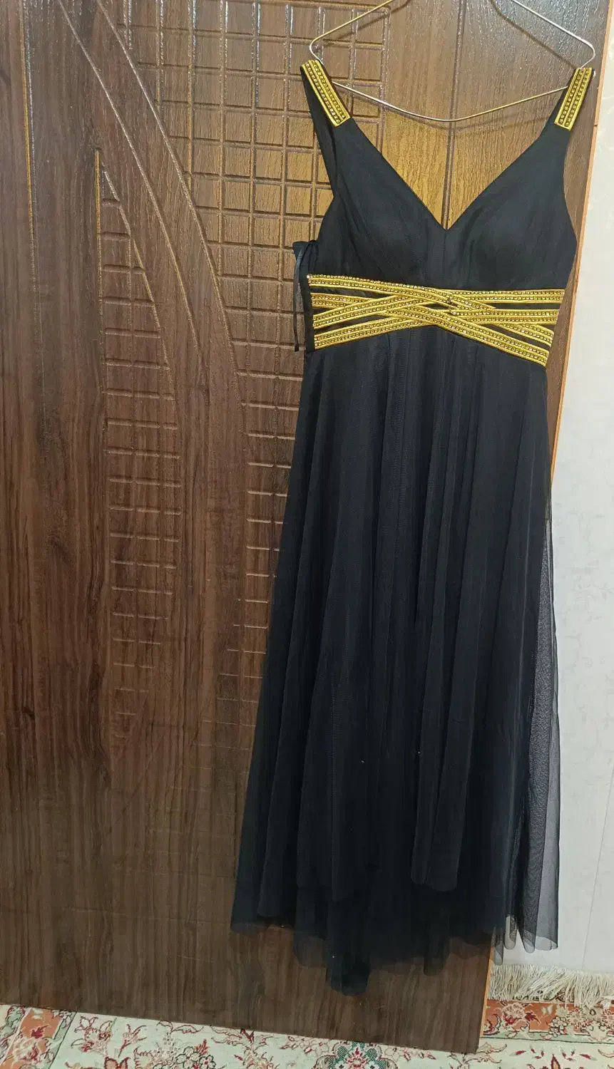 لباس مجلسی|لباس|چمران, |دیوار