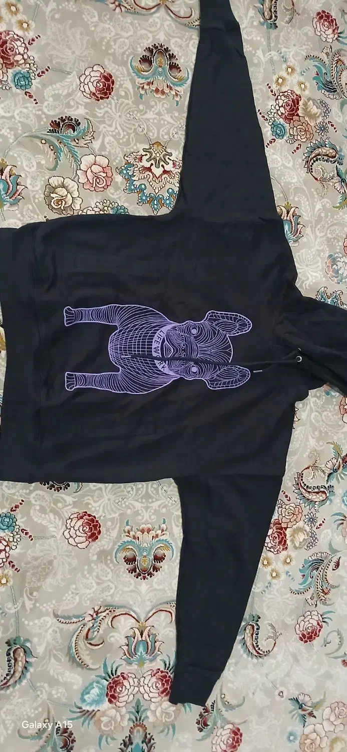 هودی|لباس|خرم‌آباد, |دیوار