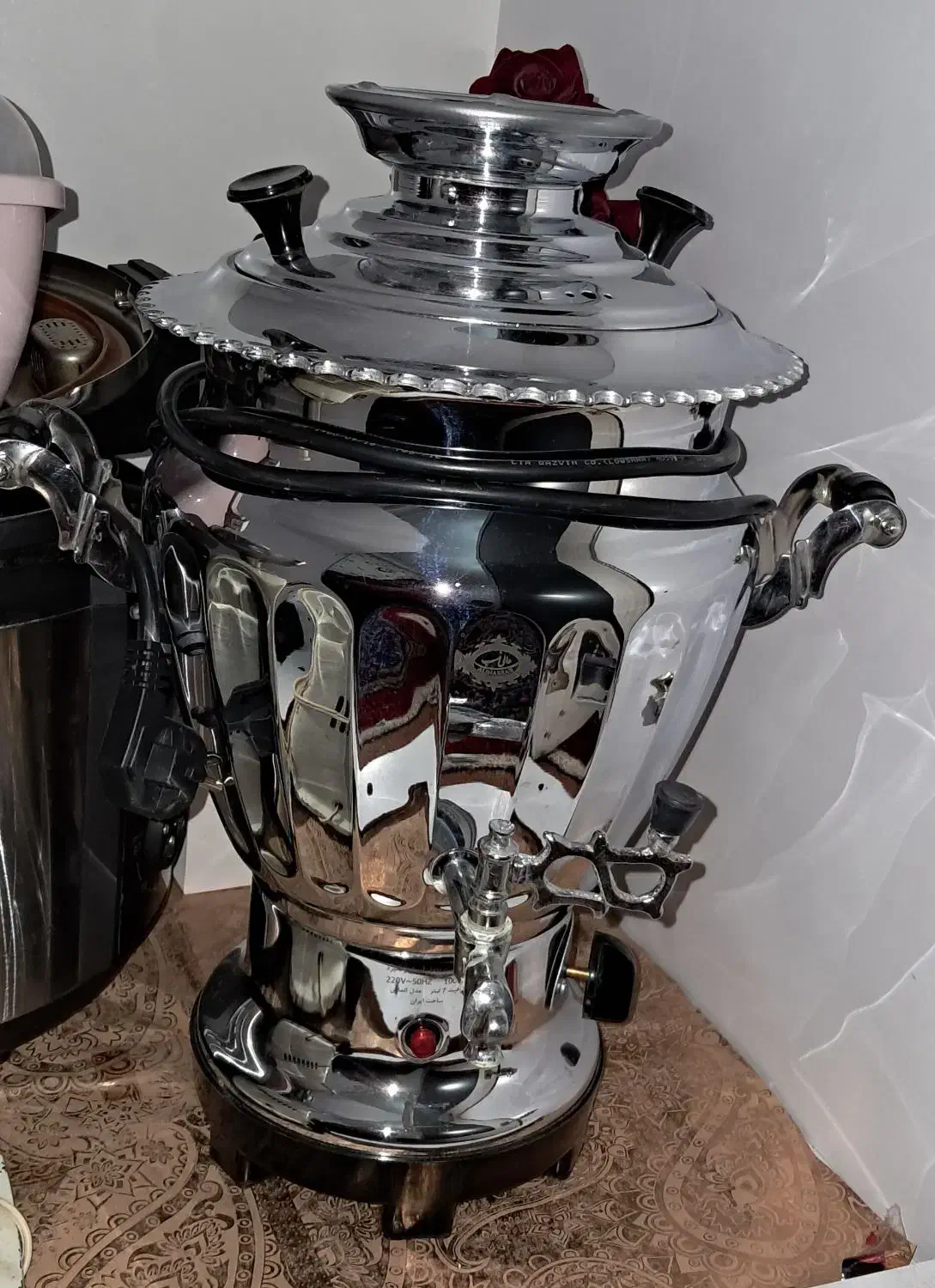 سماور برقی مارک عالی نسب سایز بزرگ نو|سماور، چای‌ساز، قهوه‌ساز|همدان, |دیوار