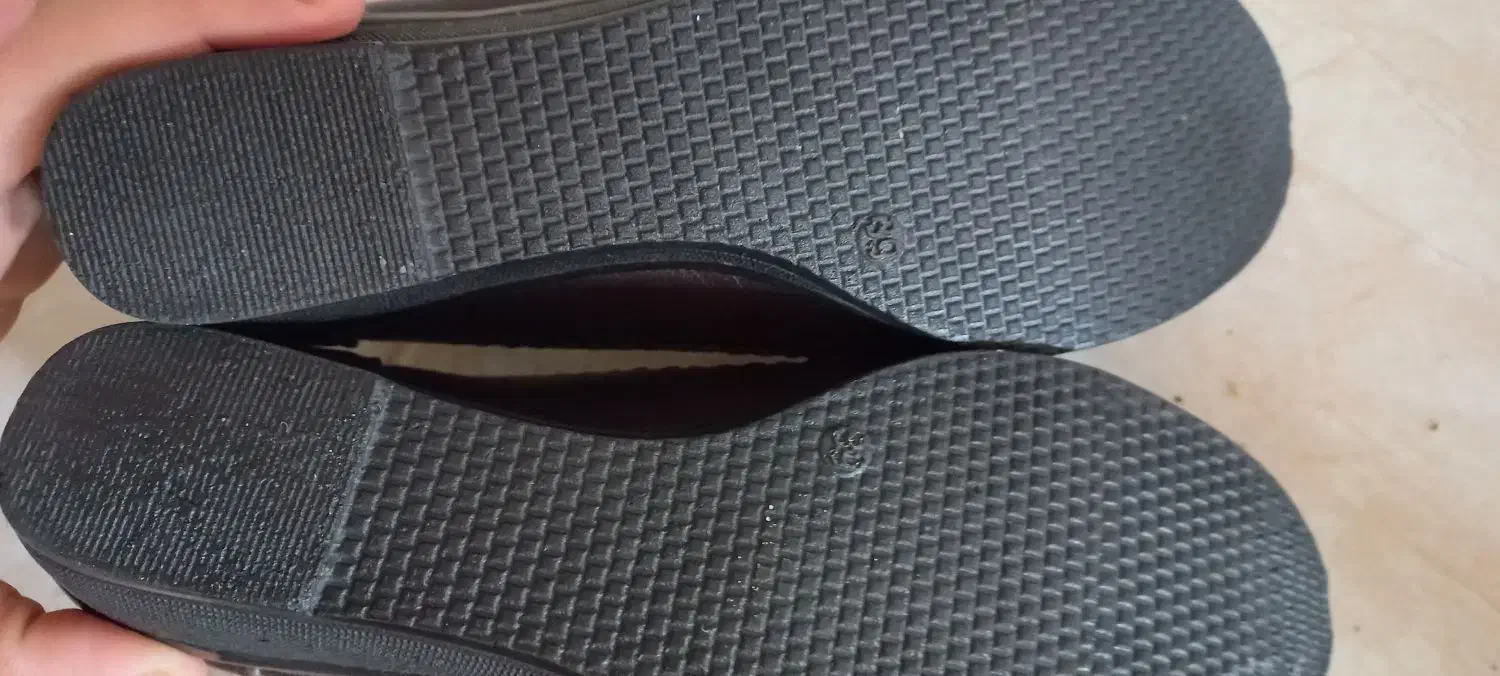 کفش طبی|کیف، کفش، کمربند|کاشان, شهرک خاتم الانبیا (مسکن ملی کاشان)|دیوار