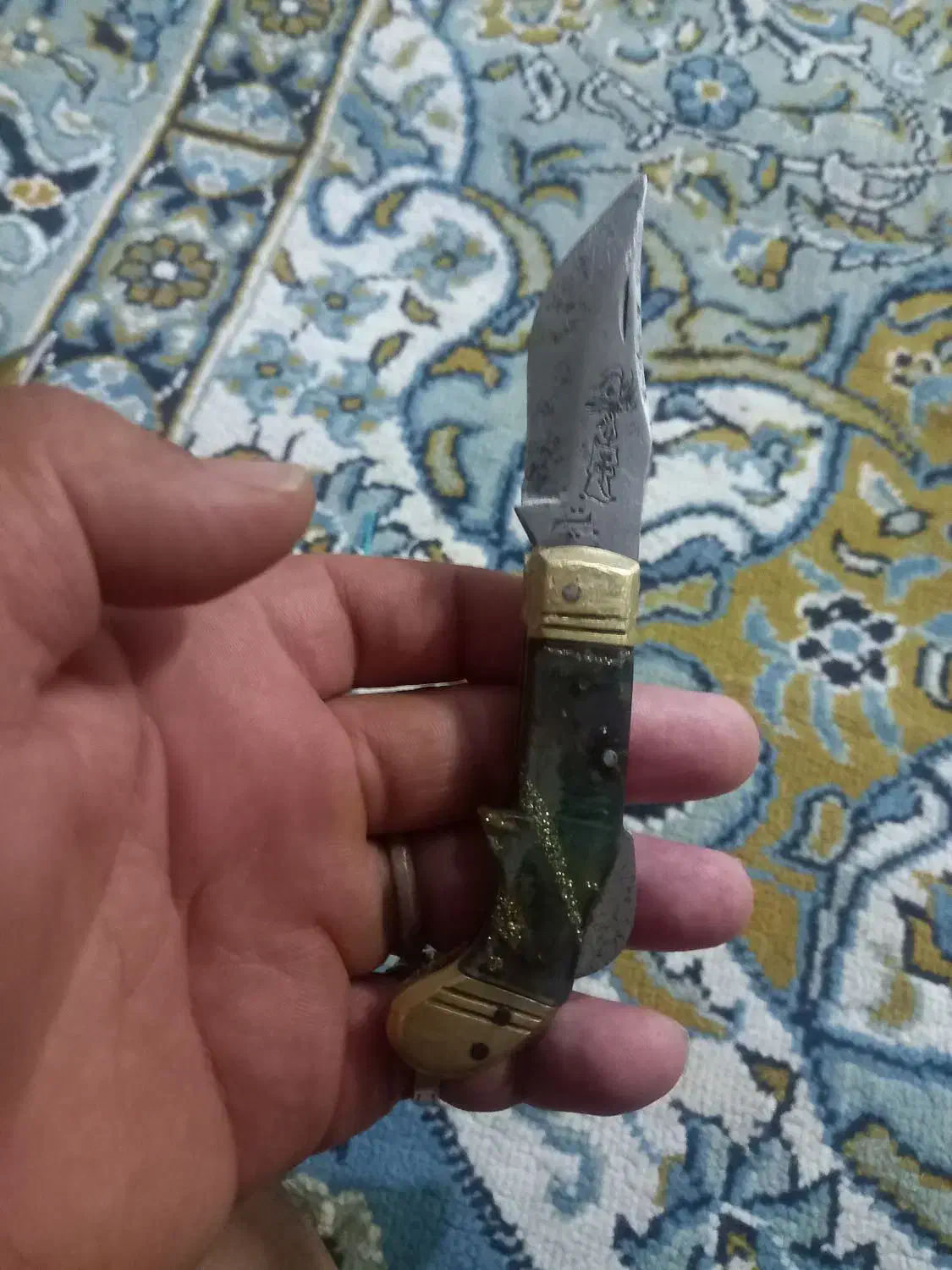 فروش چاقو دنده ای و ضامن دار|کلکسیون اشیاء عتیقه|کازرون, |دیوار