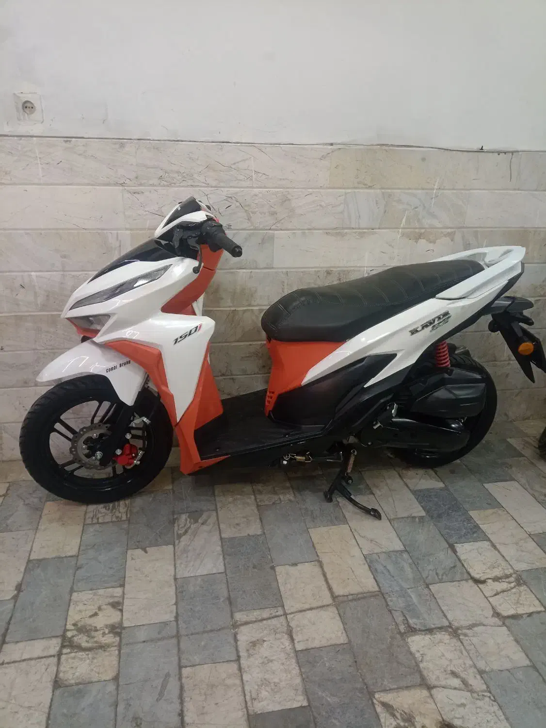 موتور کیلیک  کویر ۱۴۰۱ ب رویت|موتورسیکلت|قم, امامزاده ابراهیم|دیوار