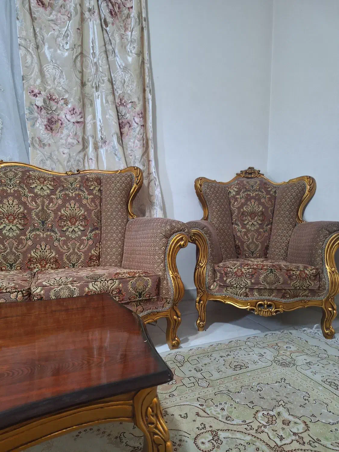 مبل استیل سلطنتی همراه نهار خوری|مبلمان خانگی و میز عسلی|تهران, کامرانیه|دیوار