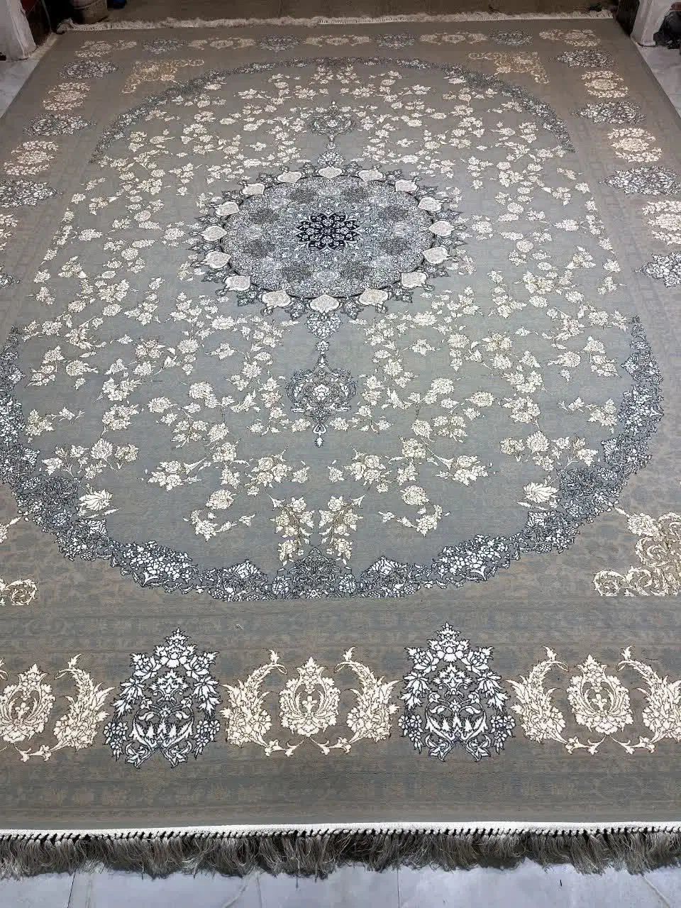 فرش اکریلیک قیمت مناسب|فرش|رشت, جماران|دیوار