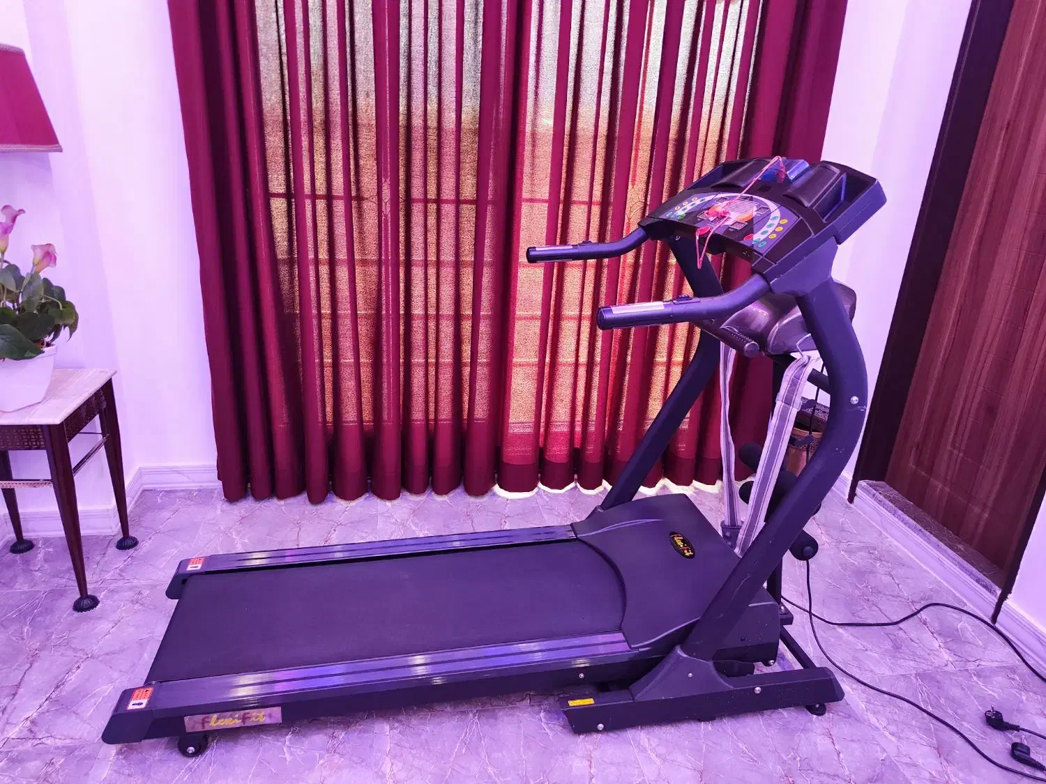 تردمیل|تجهیزات ورزشی|عباس‌آباد, |دیوار