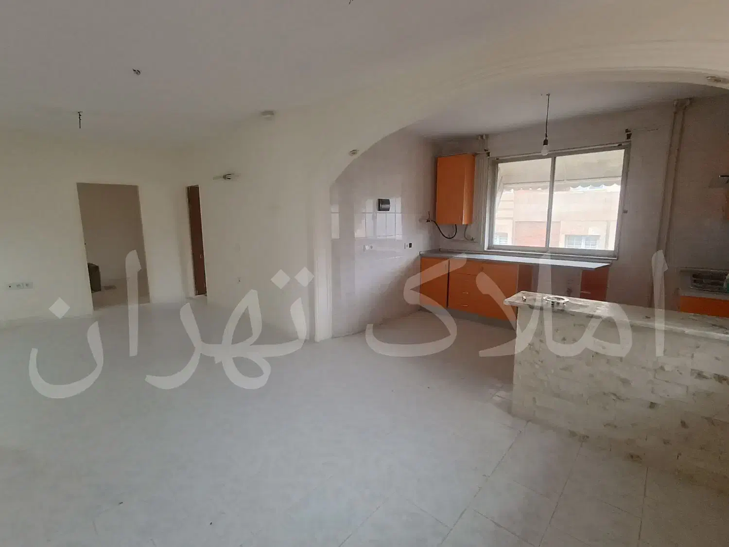 رهن واحد ۷۰ متری ویو دریا روبه روی پارک ساحلی|اجارهٔ آپارتمان|بندر انزلی, آخرخط|دیوار