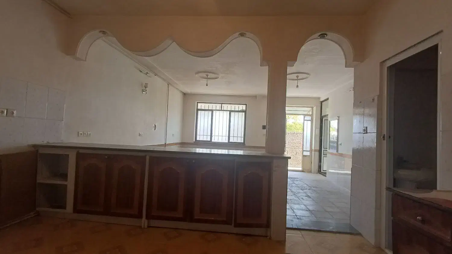 اجاره دربست خیابان سپاه|اجارهٔ خانه و ویلا|اسفراین, |دیوار