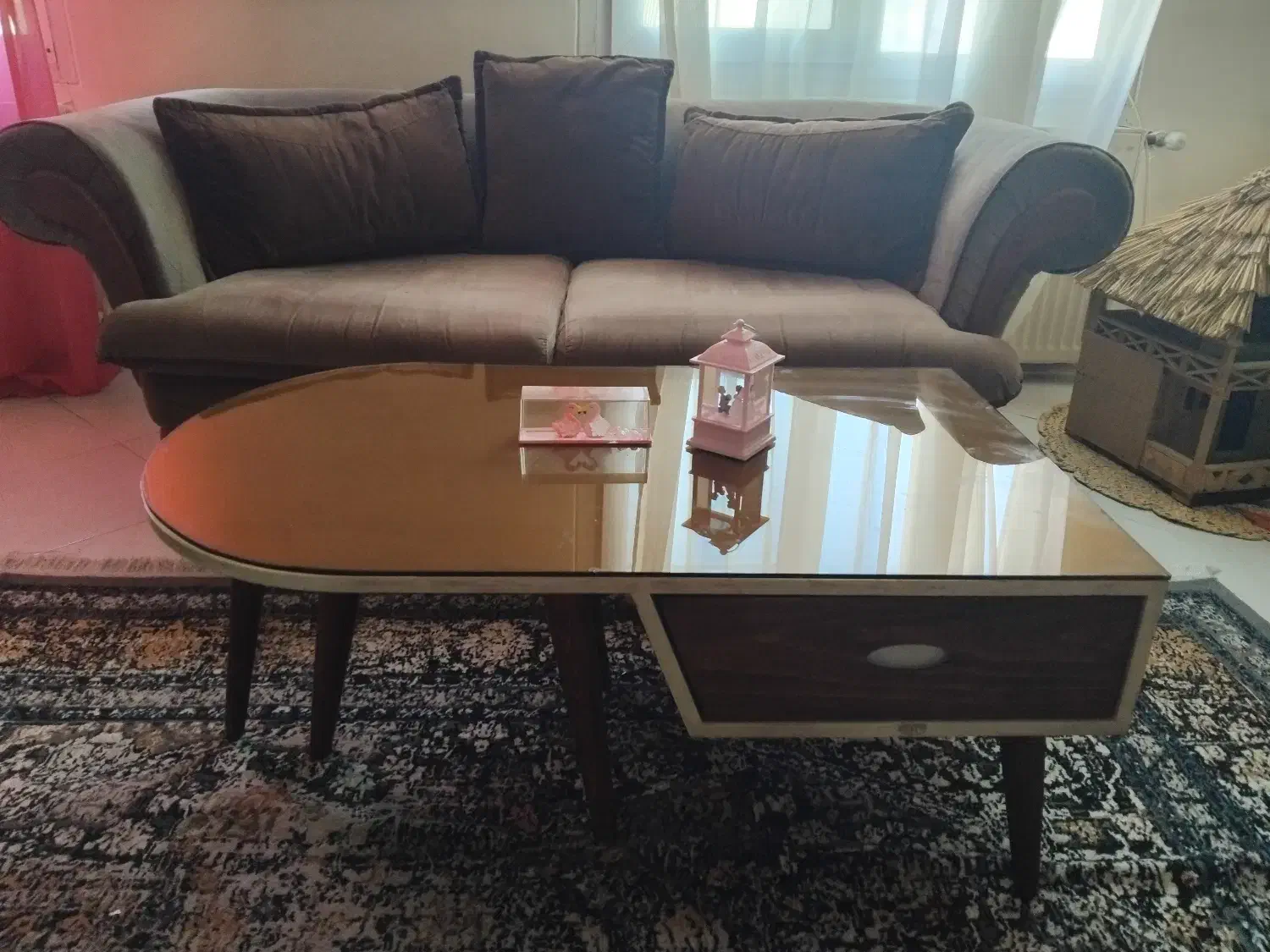 عسلی|مبلمان خانگی و میز عسلی|چهارباغ, |دیوار