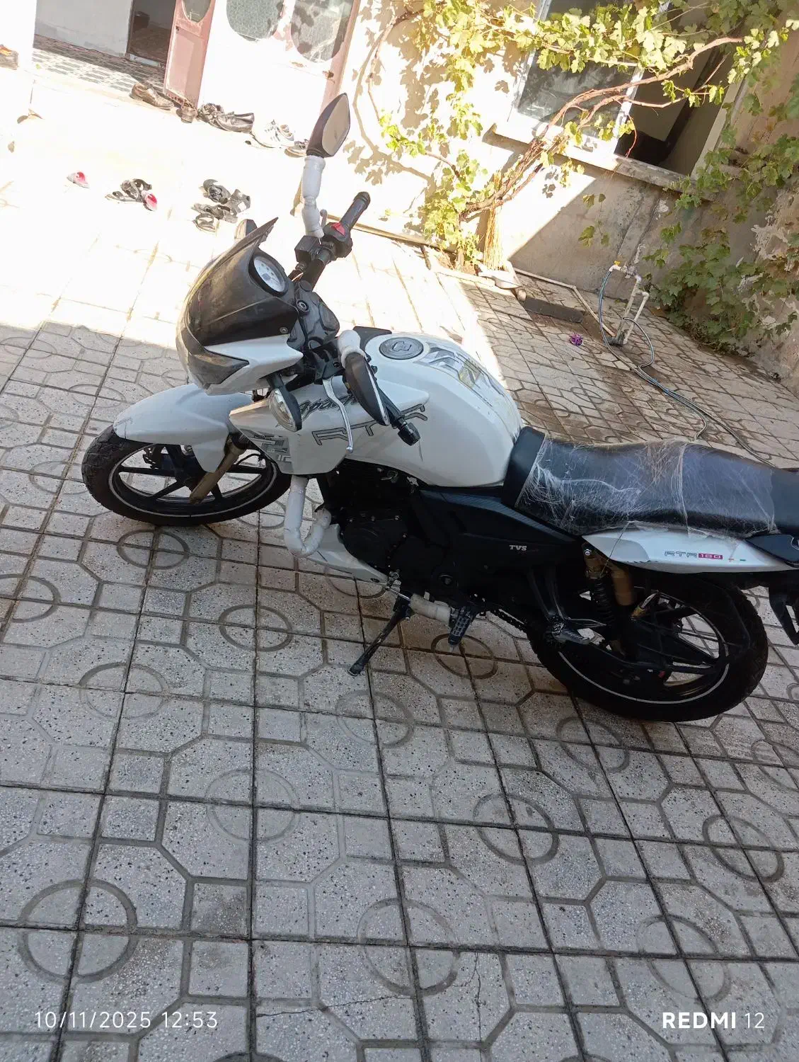 موتور آپاچی 180نیوفیس مدارک تکمیل|موتورسیکلت|هرسین, |دیوار