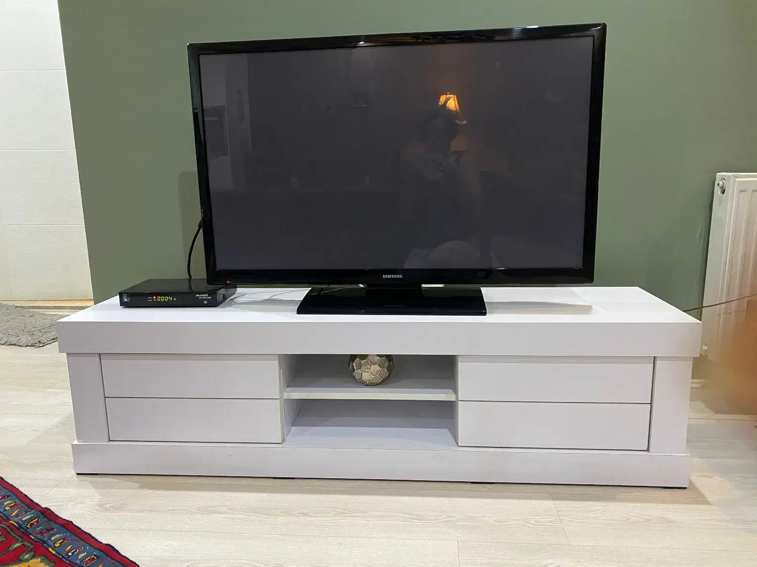 میز تی وی|میز تلویزیون|مشهد, نیروی هوایی|دیوار