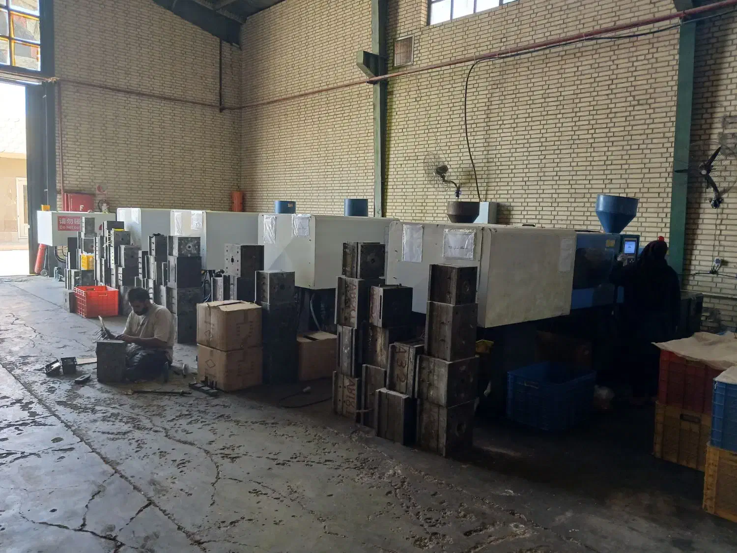 دستگاه تزریق پلاستیک هایتین|ماشین‌آلات صنعتی|تهران, جوادیه تهرانپارس|دیوار