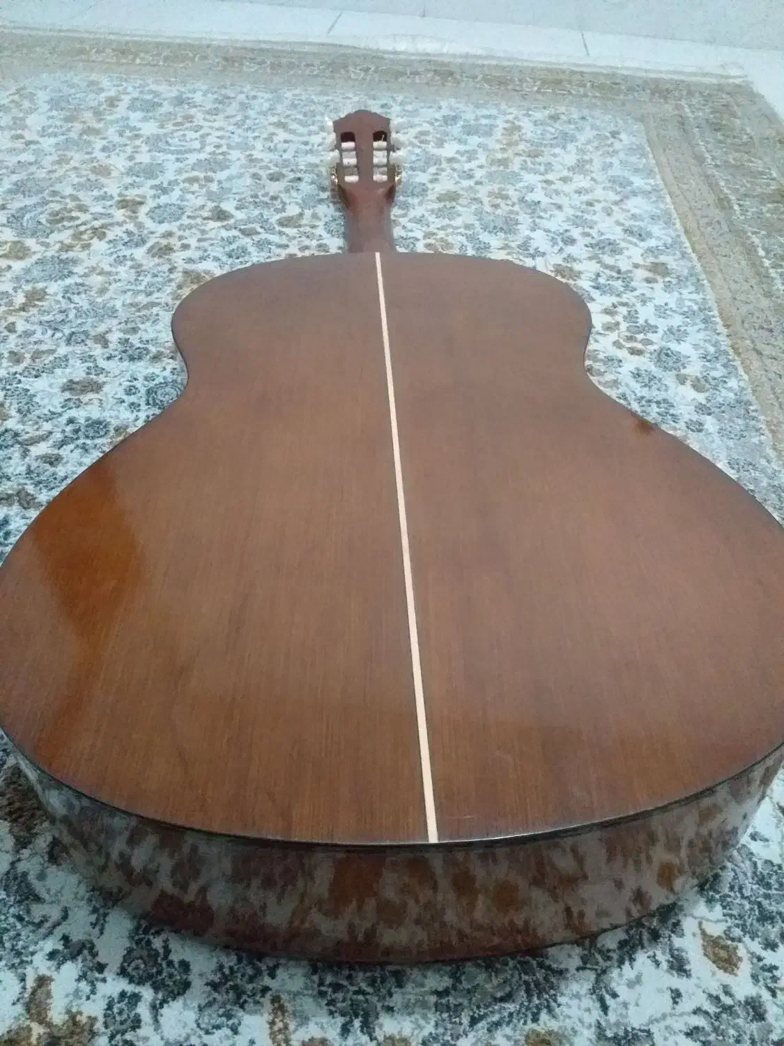 گیتار یاماها C390 و پایه گیتار پایه نت|گیتار، بیس، امپلیفایر|شیراز, گلشن|دیوار