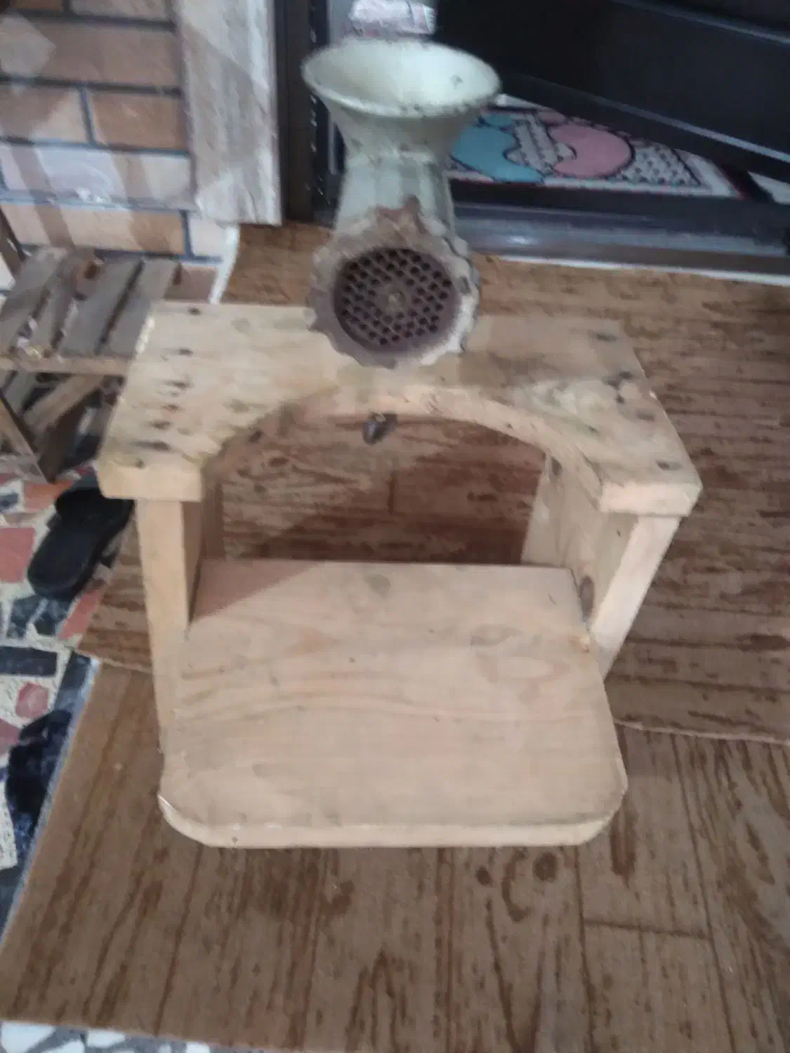 چرخ گوشت وآسیاب کن دستی سالم|خردکن، آسیاب، غذاساز|املش, |دیوار