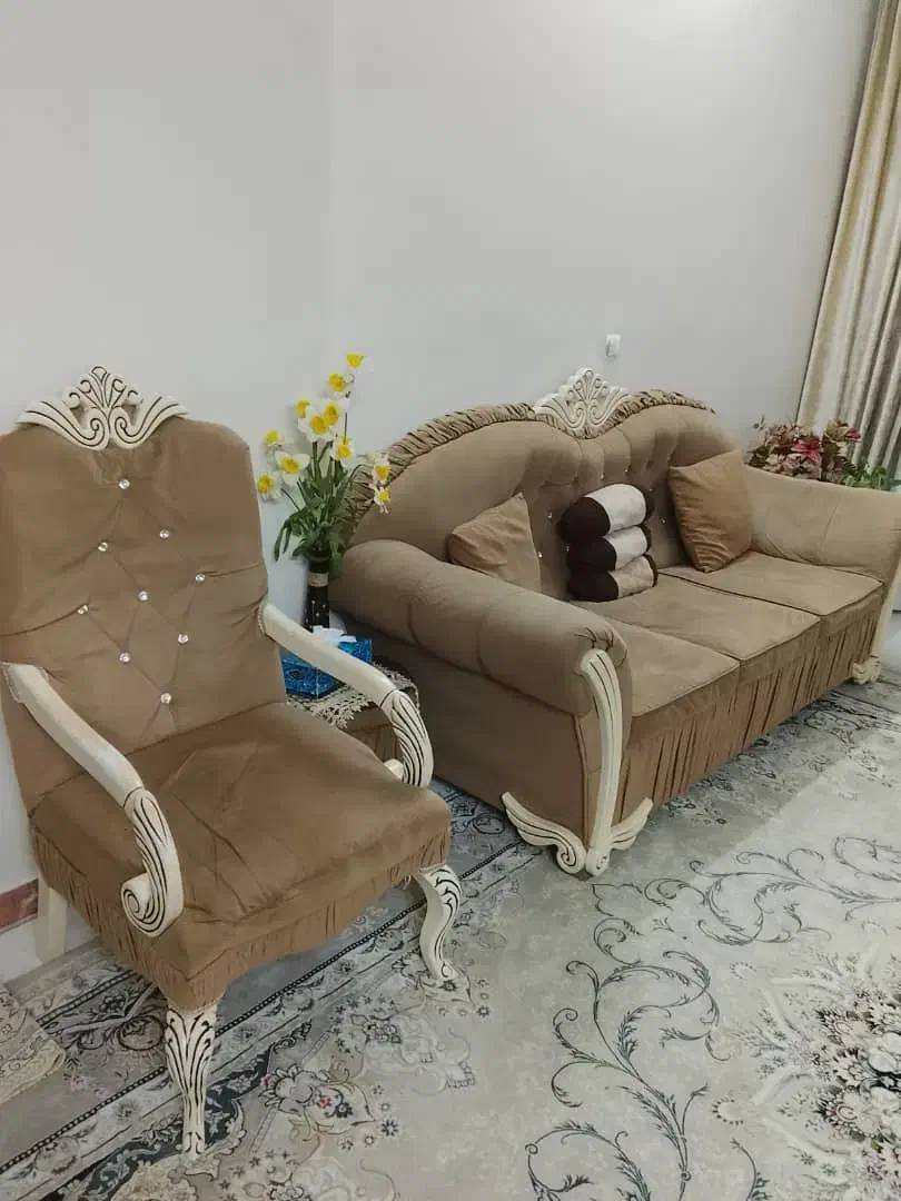 سرویس مبل هفت نفره|مبلمان خانگی و میز عسلی|ری, دولت‌آباد|دیوار