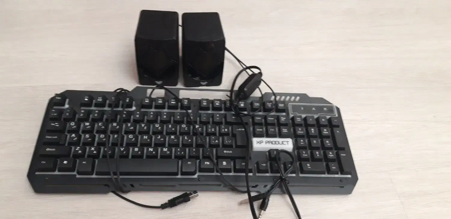 باند کامپیوتر و کیبورد چراغ دار در حد نو|قطعات و لوازم جانبی رایانه|اردبیل, |دیوار