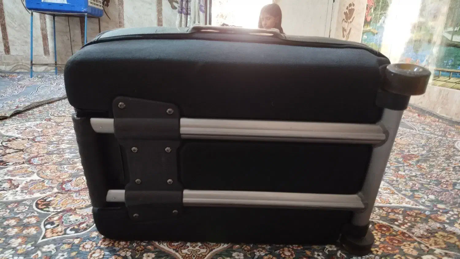 چمدون متوسط جنس ضخیم جادار ودرحدنو|کیف، کفش، کمربند|ایرانشهر, |دیوار