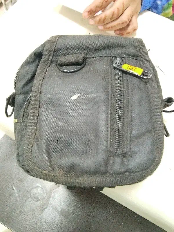 پیدا|اشیا|زاهدان, |دیوار