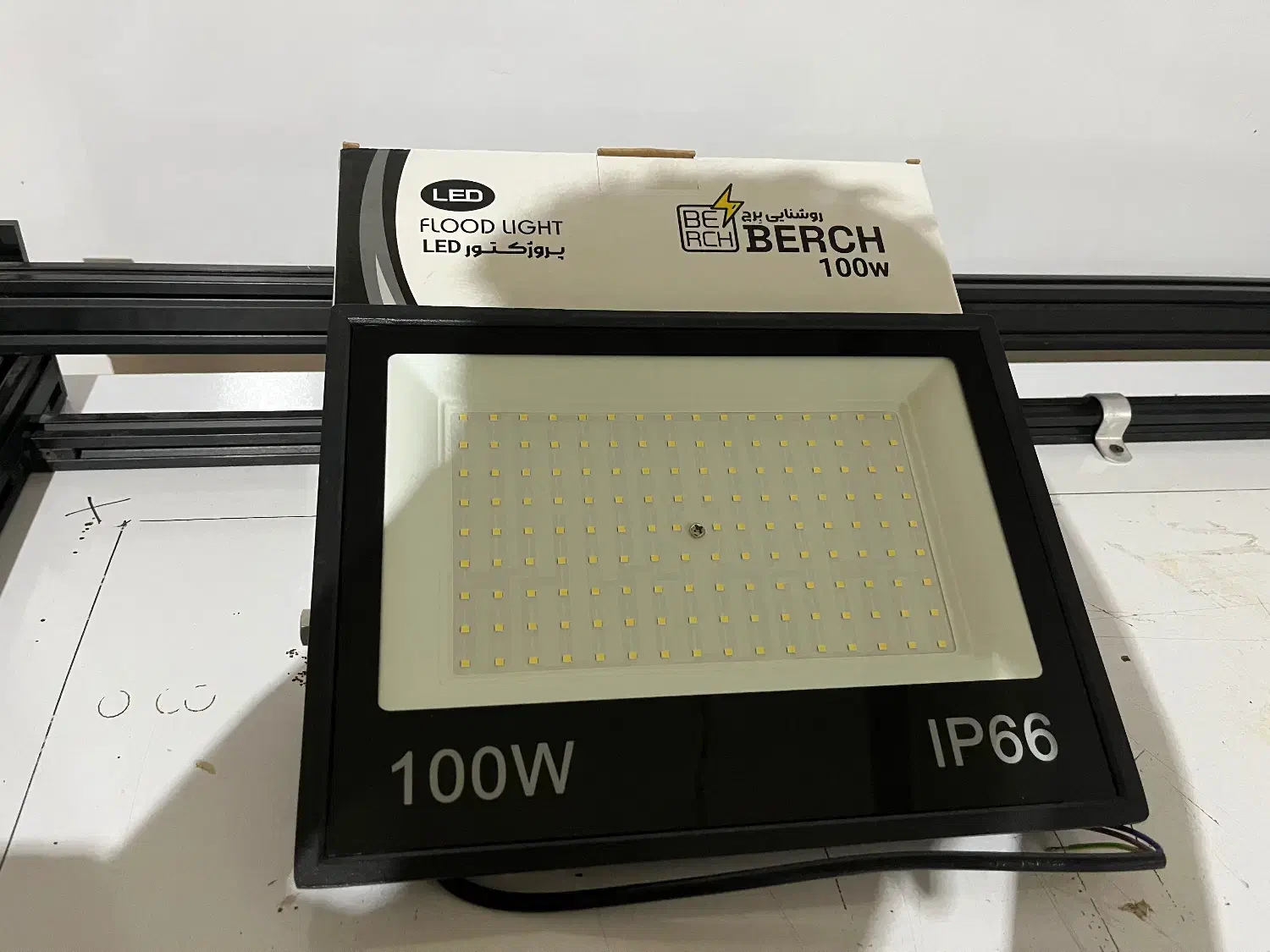 لوازم بر|لامپ و چراغ|یزد, |دیوار