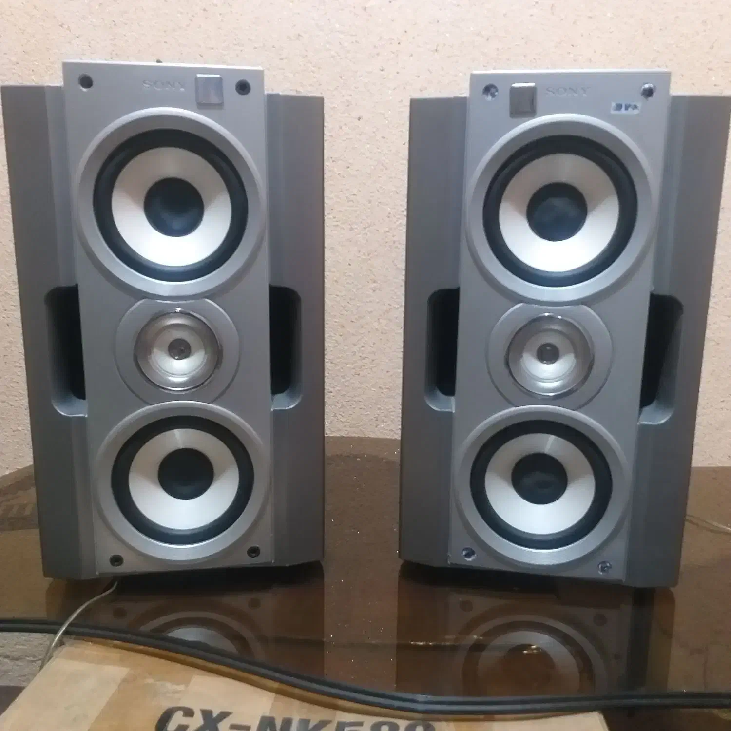 2باند بزرگ سونی. ۴عدد بلند گو|سیستم صوتی خانگی|رشت, حومه رشت|دیوار