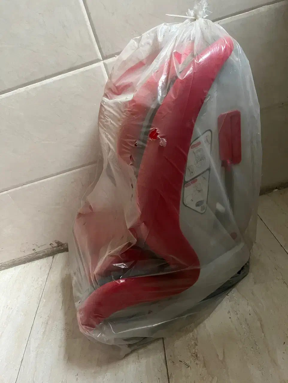 صندلی ماشین کودک|تخت و صندلی بچه|ری, سیزده آبان|دیوار