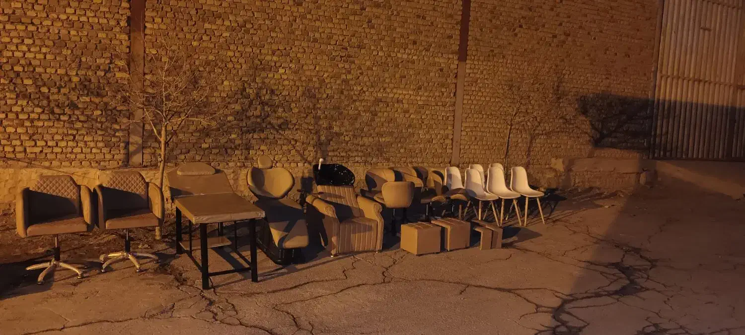 تمام‌وسایل‌آرایشگاه|آرایشگاه و سالن‌های زیبایی|سمنان, |دیوار