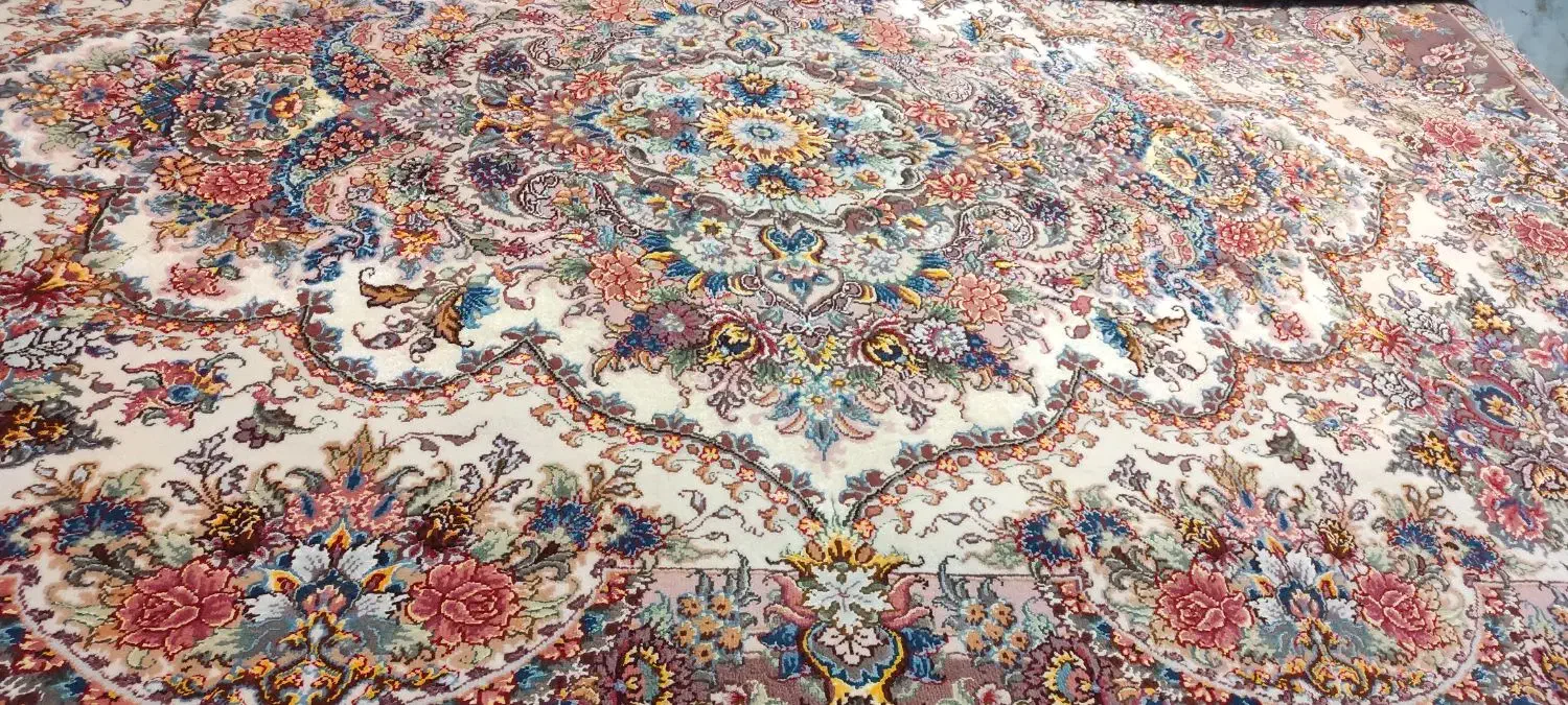 تک 9متری خطیبی|فرش|مراغه, |دیوار