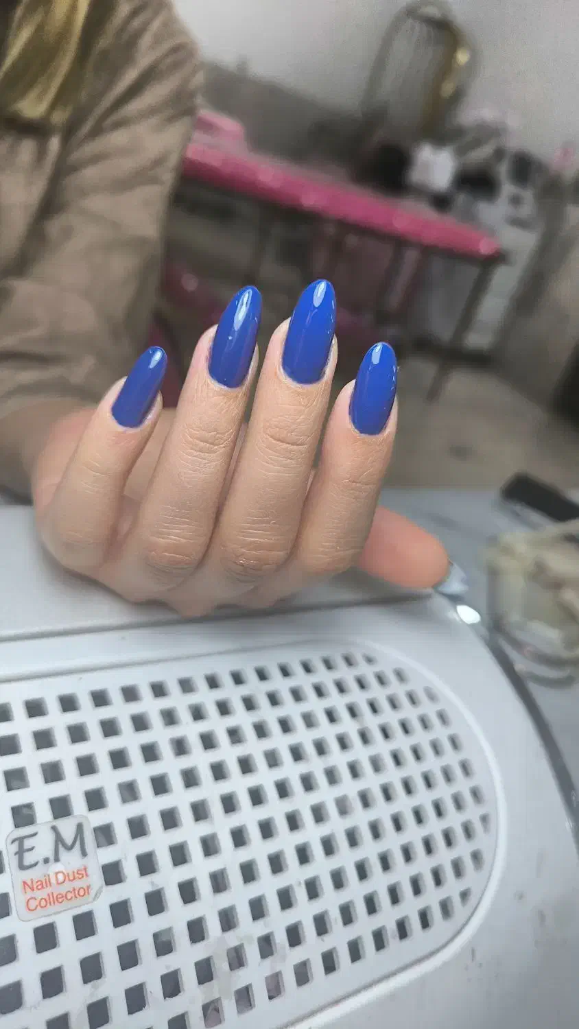 کاشت ناخن و تریم تخصصی|خدمات آرایشگری و زیبایی|بم, |دیوار