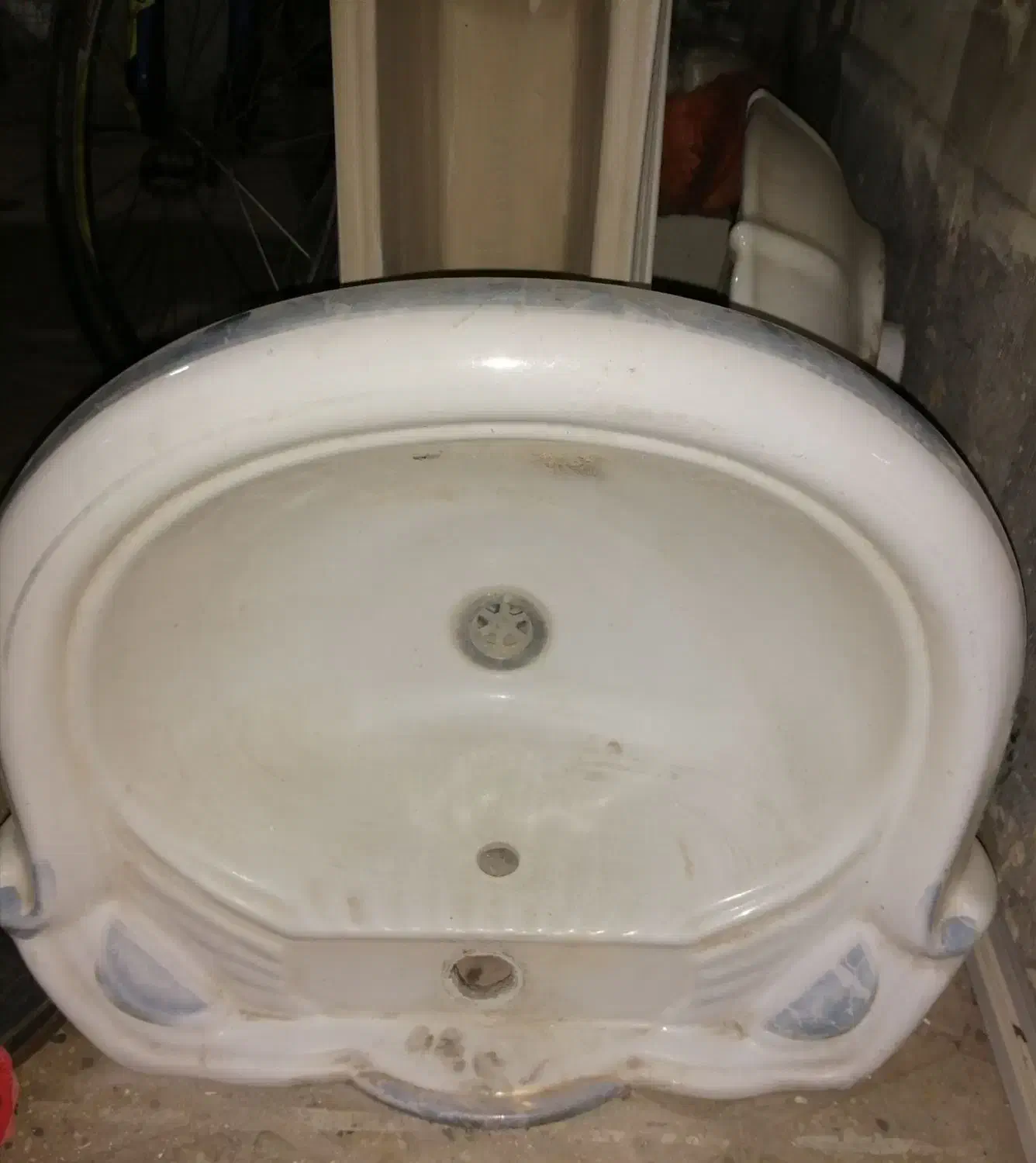 سنگ روشویی طرحدار بزرگ|لوازم سرویس بهداشتی|قیامدشت - خاورشهر, |دیوار