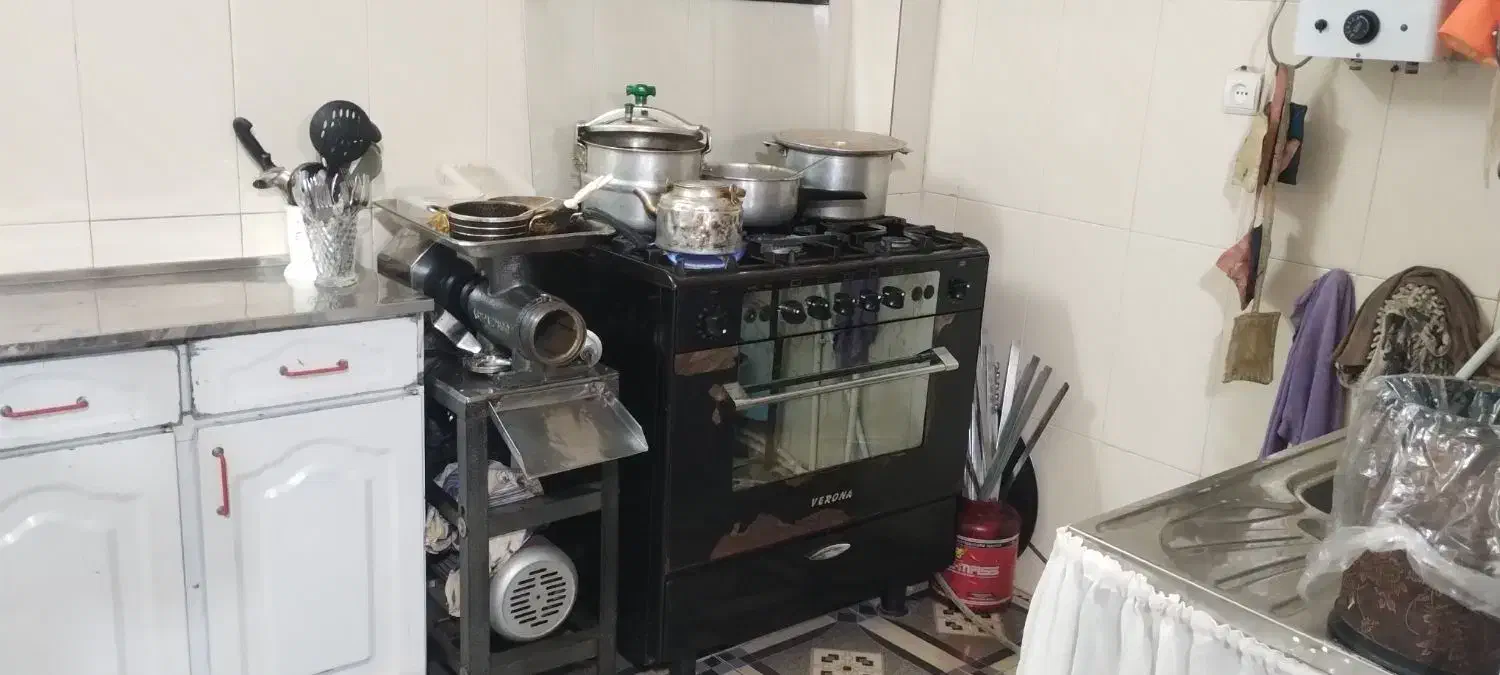 واگذاری رستوران بهمراه وسایلش به علت مهاجرت|اجارهٔ مغازه و غرفه|کرمانشاه, |دیوار